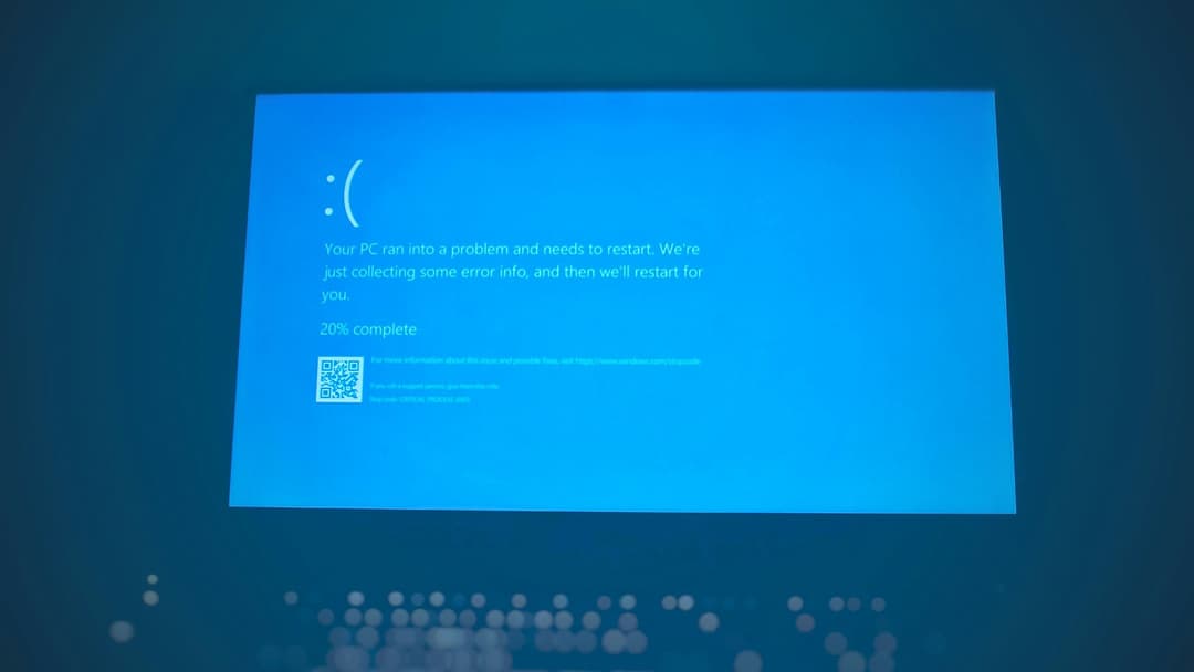 Blue Screen of Death on airport flight information displays during the July 2024 CrowdStrike outage