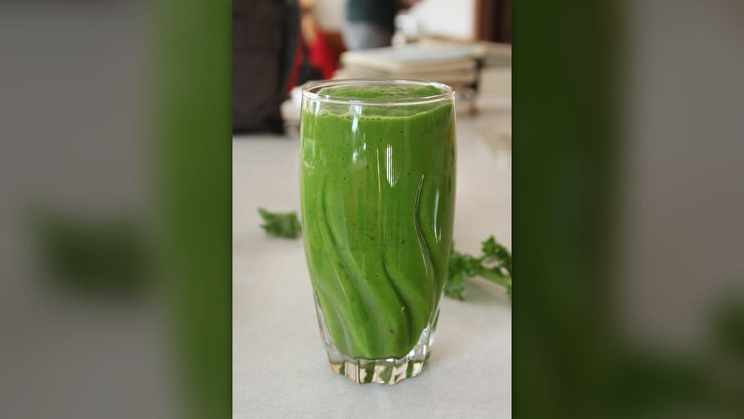 14. Detox Teas And Cleanses Flush Out Body Fat