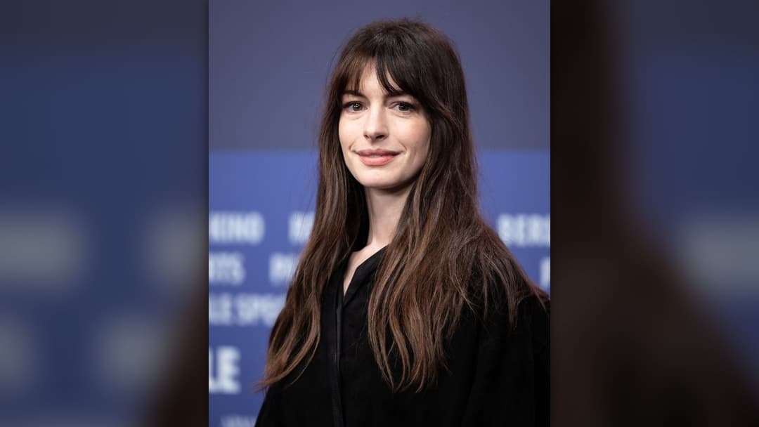 Close-up portrait of actress Anne Hathaway.