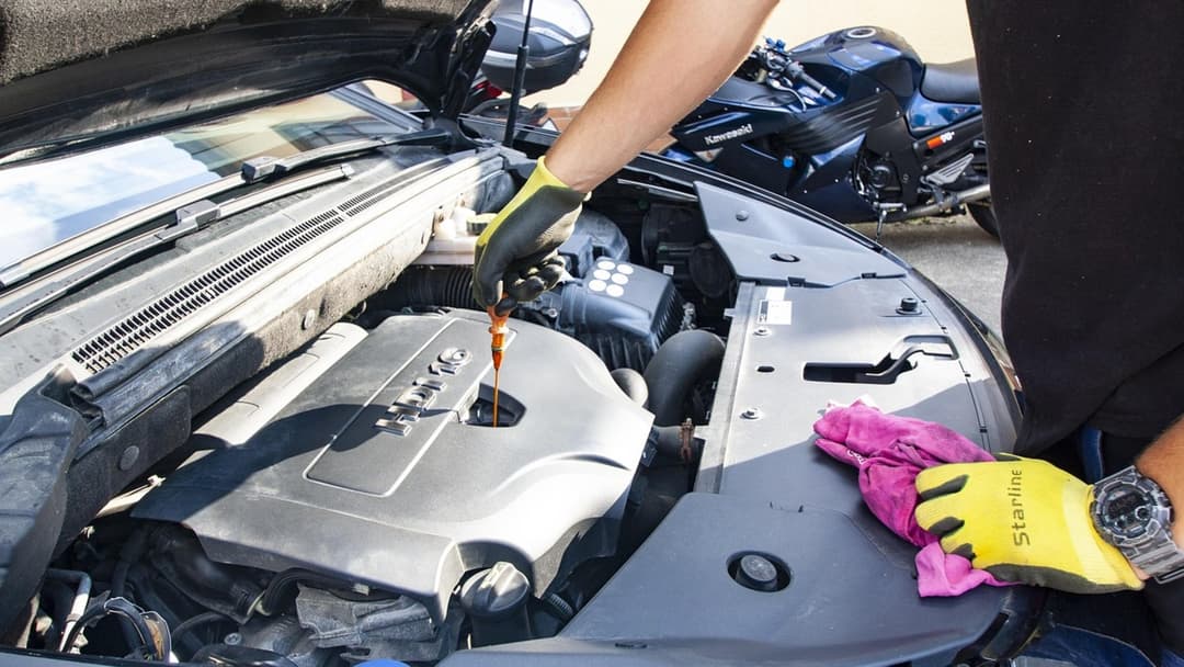 7. Engine Oil Level And Viscosity