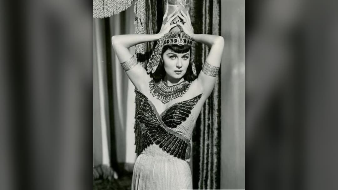 Rhonda Fleming in costume as Cleopatra in 1953