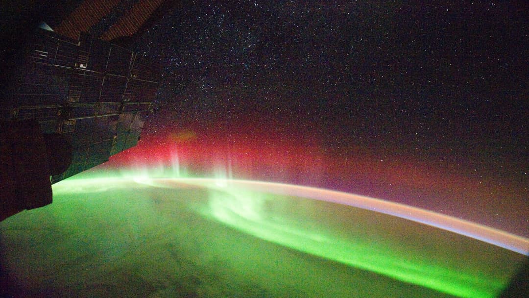 11. Spontaneous Cosmic Light Flashes