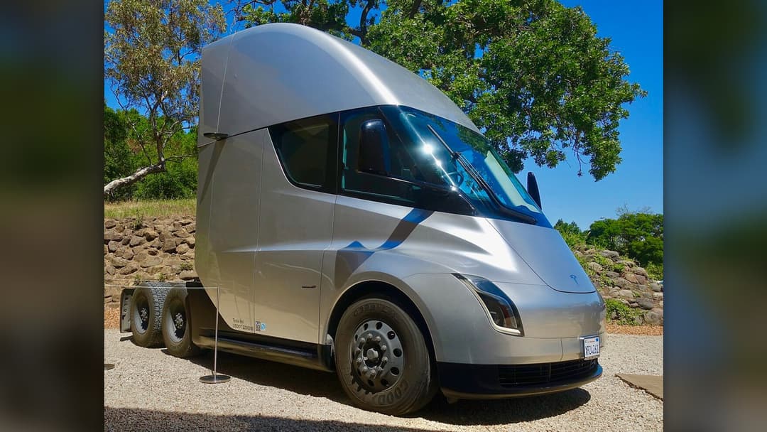 20. Autonomous Commercial Truck Platooning
