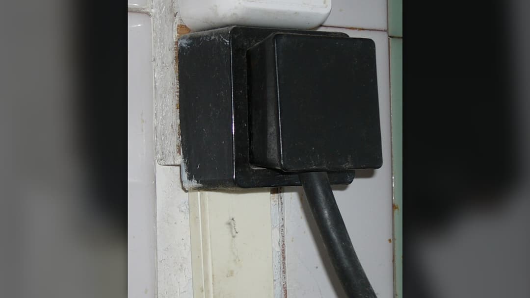 6. A Fishy Smell Can Mean An Electrical Fire