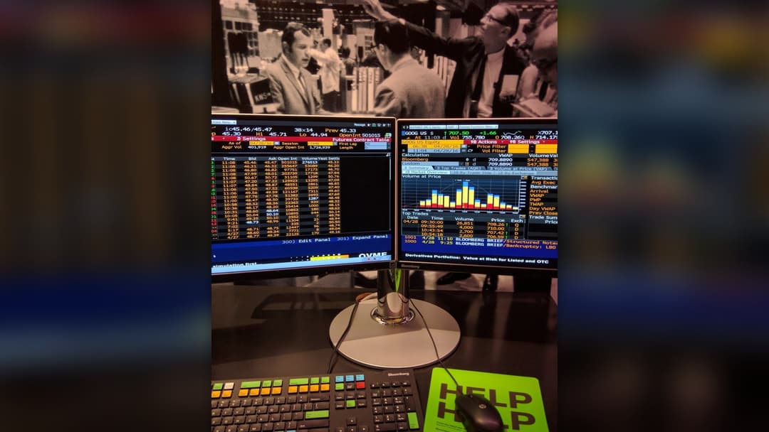Bloomberg professional financial trading computer terminal
