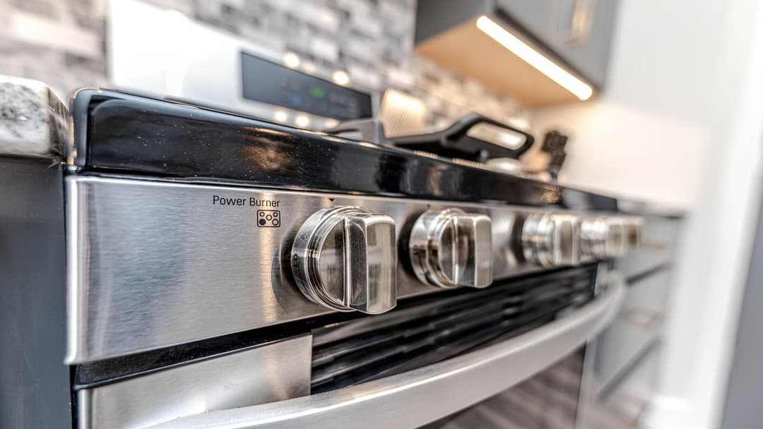 Stainless steel kitchen gas stovetop and range grates