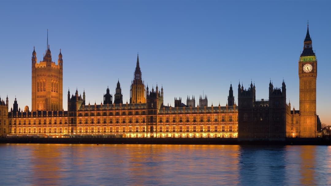 15. United Kingdom - 503 Minutes / Day