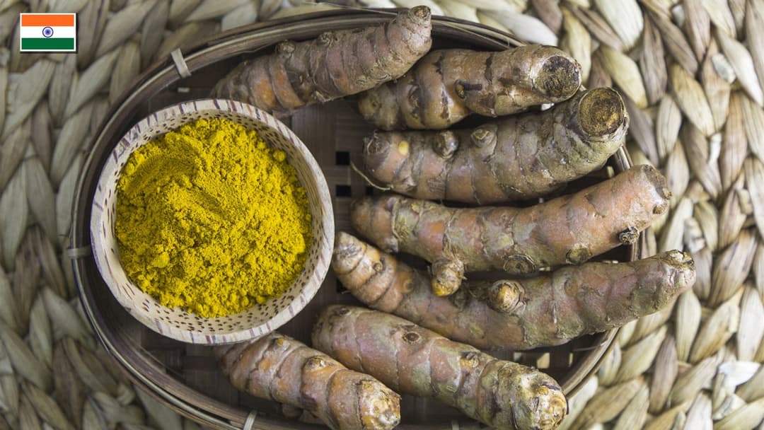 8. Anti-Inflammatory Turmeric Lattes (India)