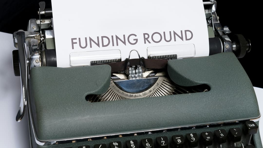 19. The Crowdfunded Rescue