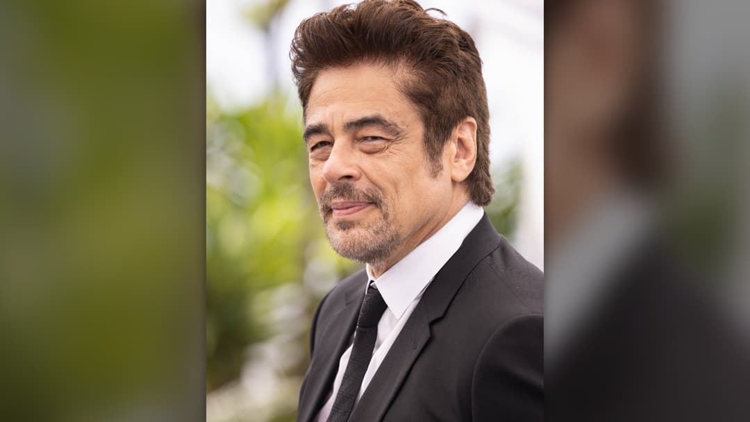 Portrait of actor Benicio del Toro at a film festival appearance.