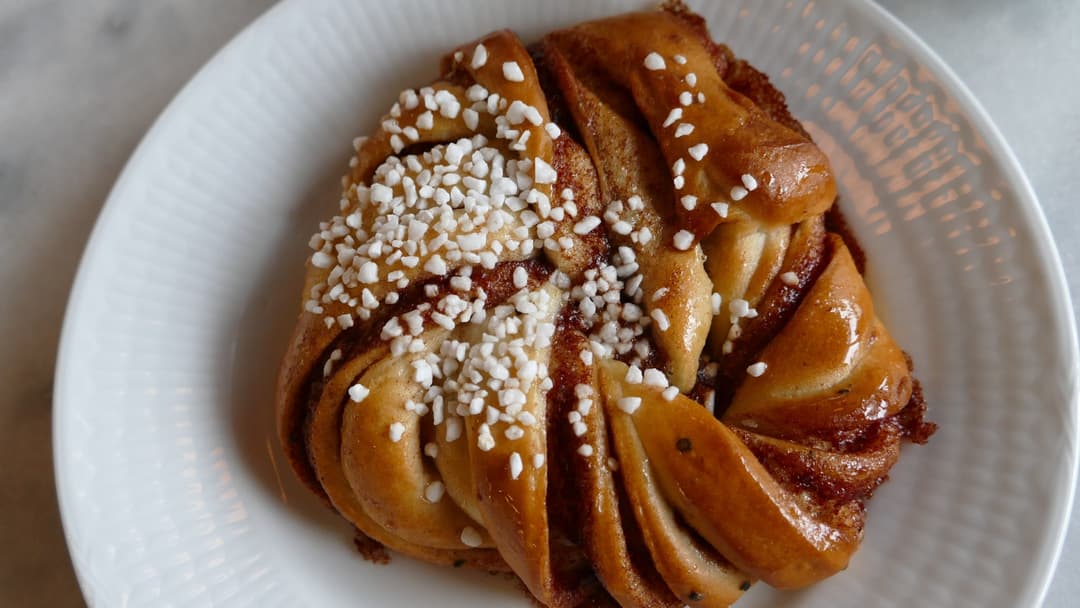 4. Cinnamon Rolls And Chili Con Carne