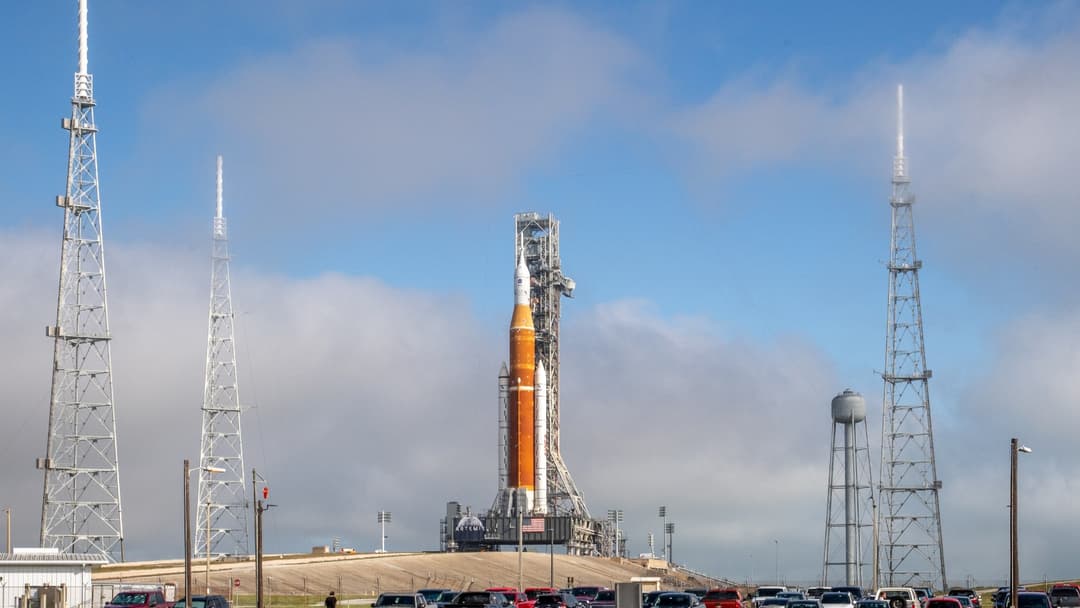12. Deep Space Logistics: Artemis Heavy Exploration Pads