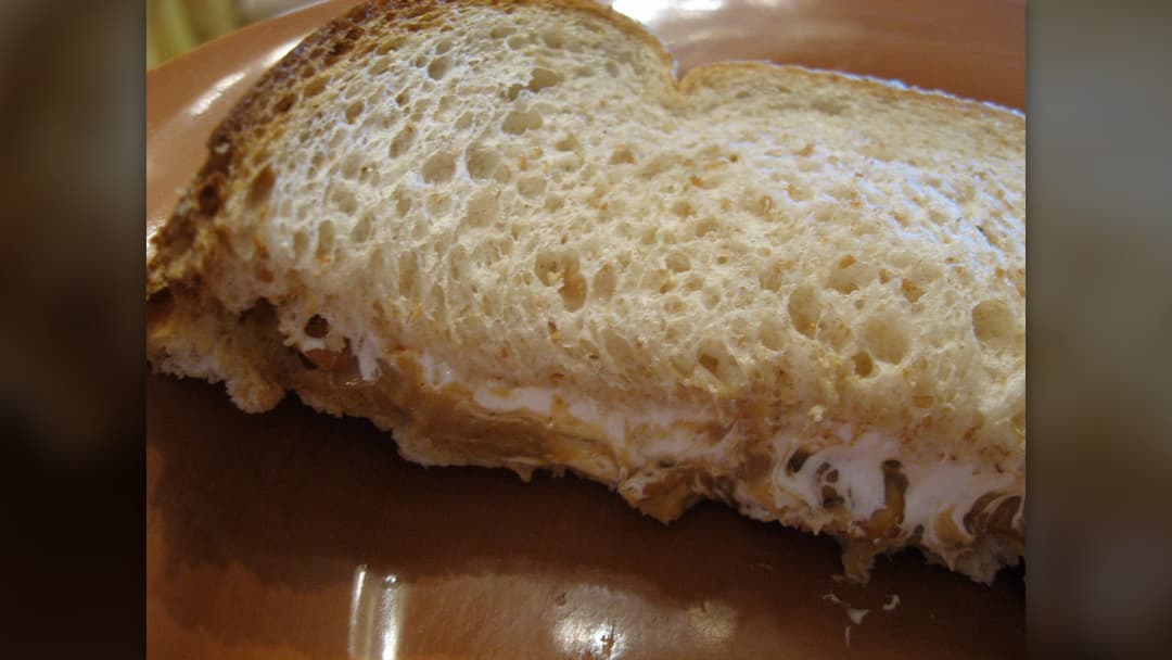 7. Fluffernutter Marshmallow Sandwich