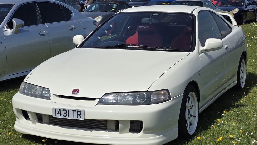 11. 1997 Honda Integra Type R (DC2)