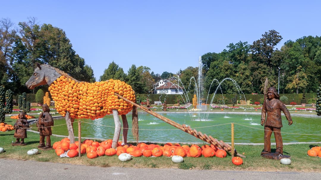 19. The Ludwigsburg Mythological Sculpture