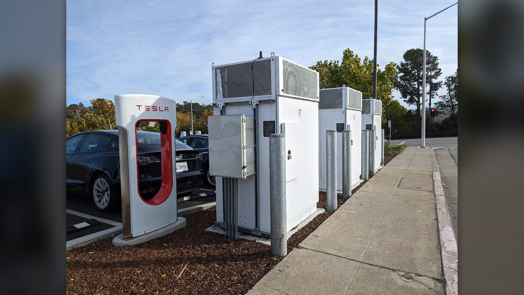 4. Megawatt Charging: Heavy-Duty Commercial Truck Corridors