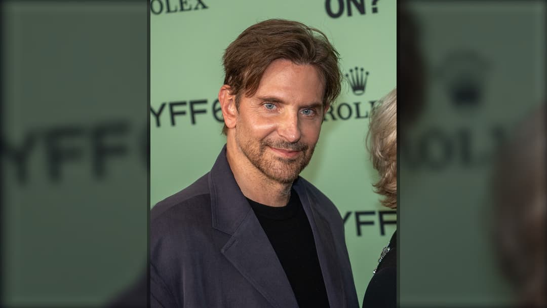 25. Bradley Cooper (2011 Winner)