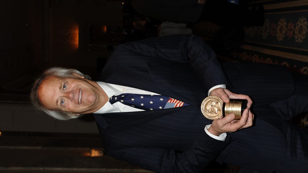 4. Marrying SNL Producer Dick Ebersol Six Weeks After Hosting In 1981