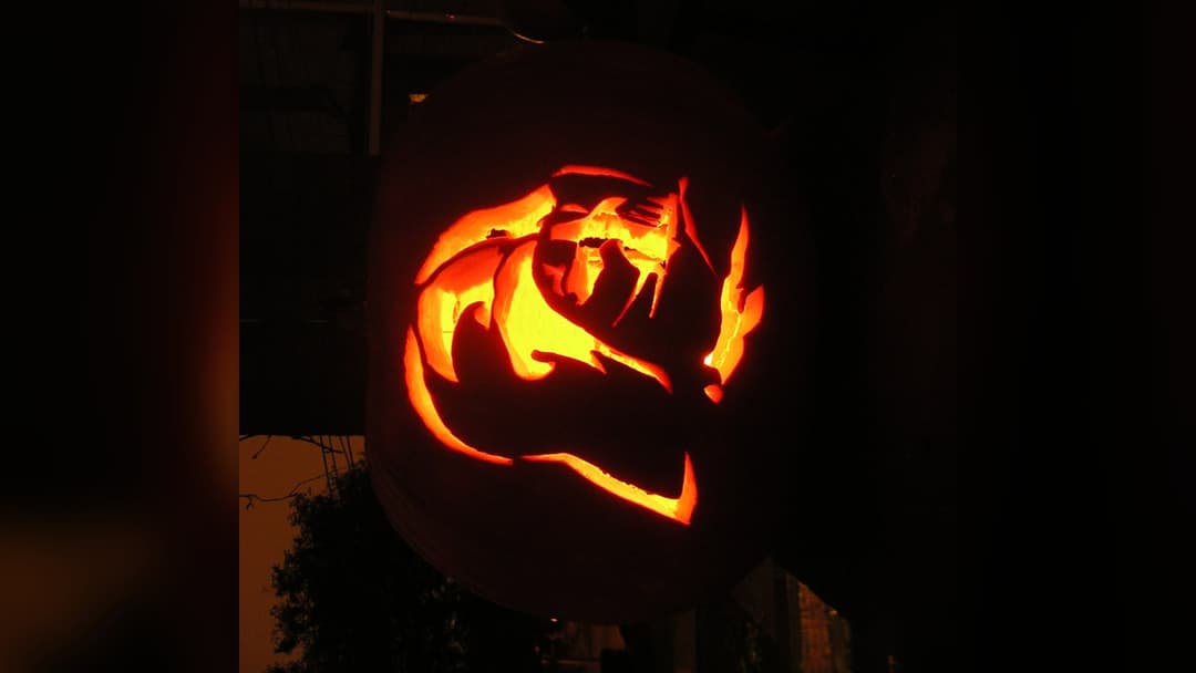 6. Pop Culture Sci-Fi Helmet Stencil