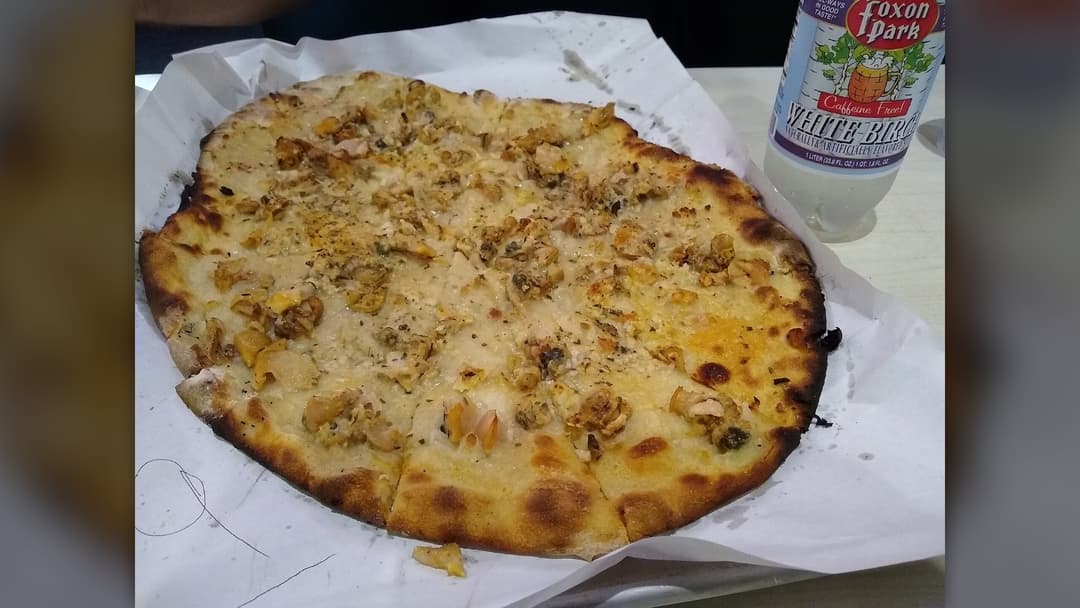 12. New Haven Apizza