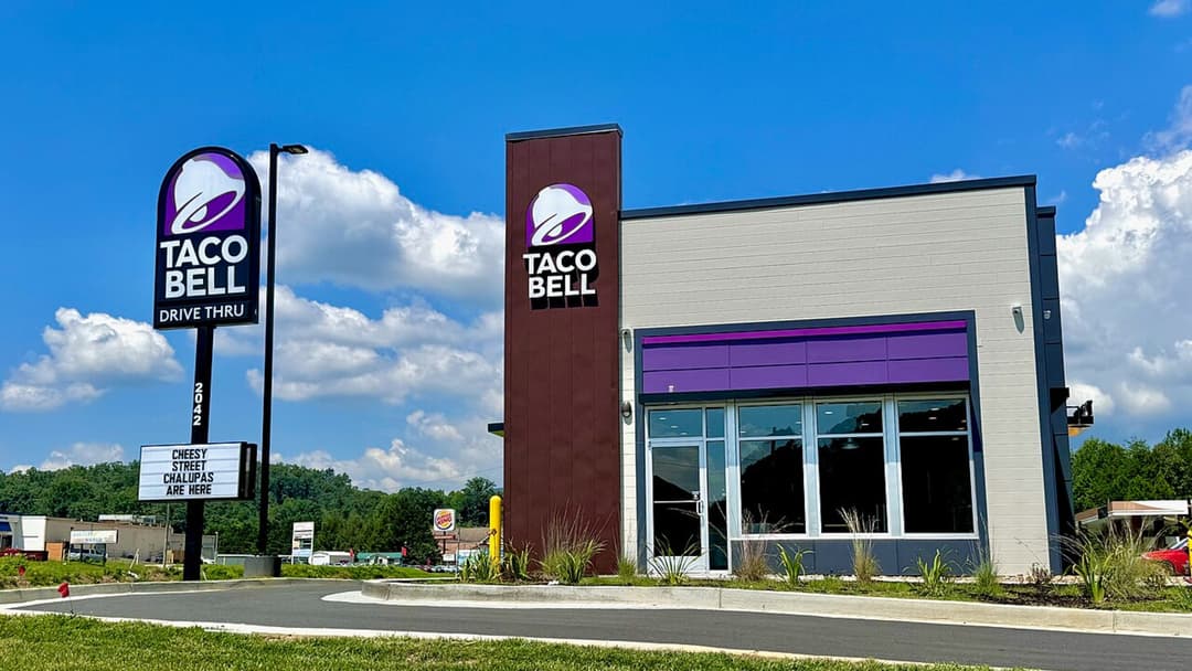 Exterior storefront photograph of Taco Bell location in the United States.