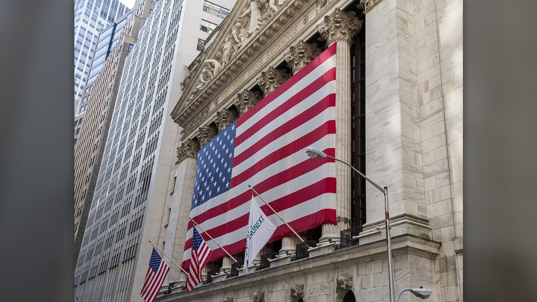 30. The 240,000-Word Prospectus Breaks Wall Street Records