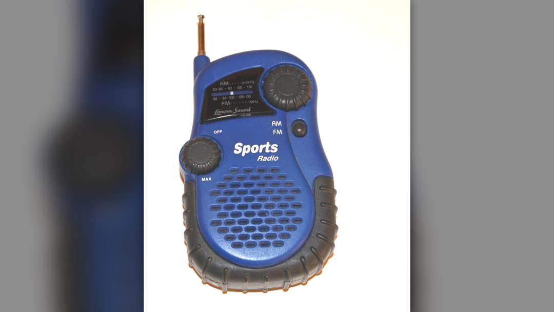 #5 Battery-Powered Or Hand-Crank Emergency Radio